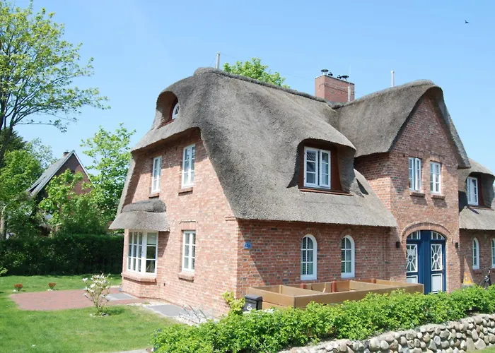 Semesterbostad Strandhuette *